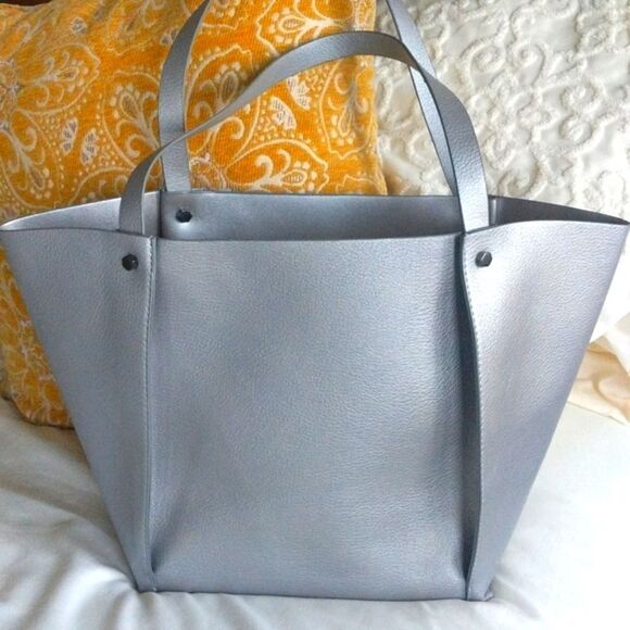 Neiman Marcus Shimmery Silver Tote - Picture 13 of 13